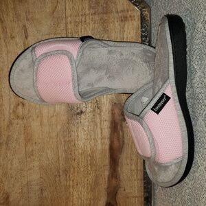 Isotoner slippers